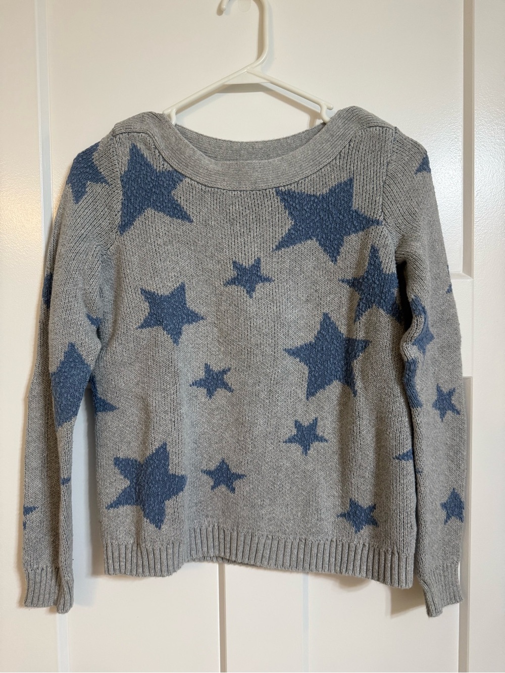 Grey Star-Print Knit Sweater - Blue Stars
